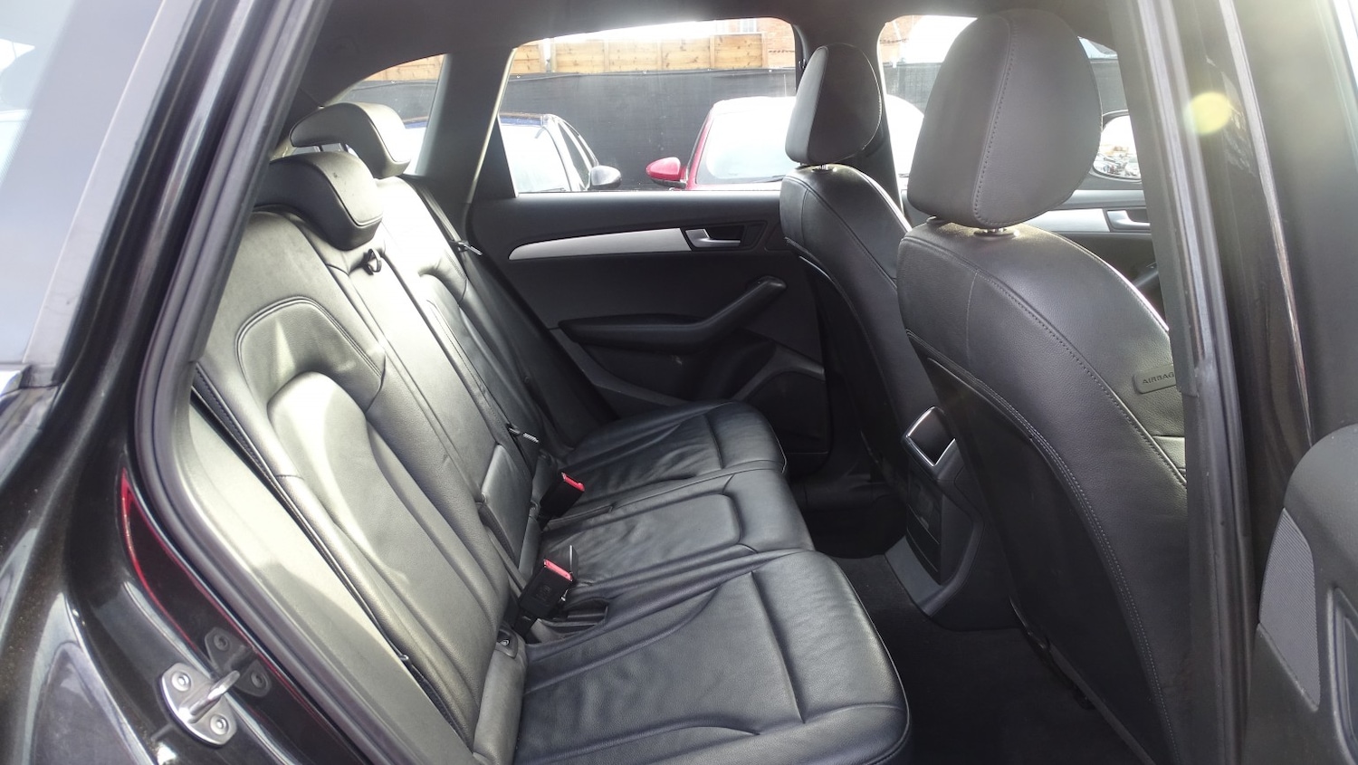 Used Audi Q5 2010 for sale - 76935308: Photo 21