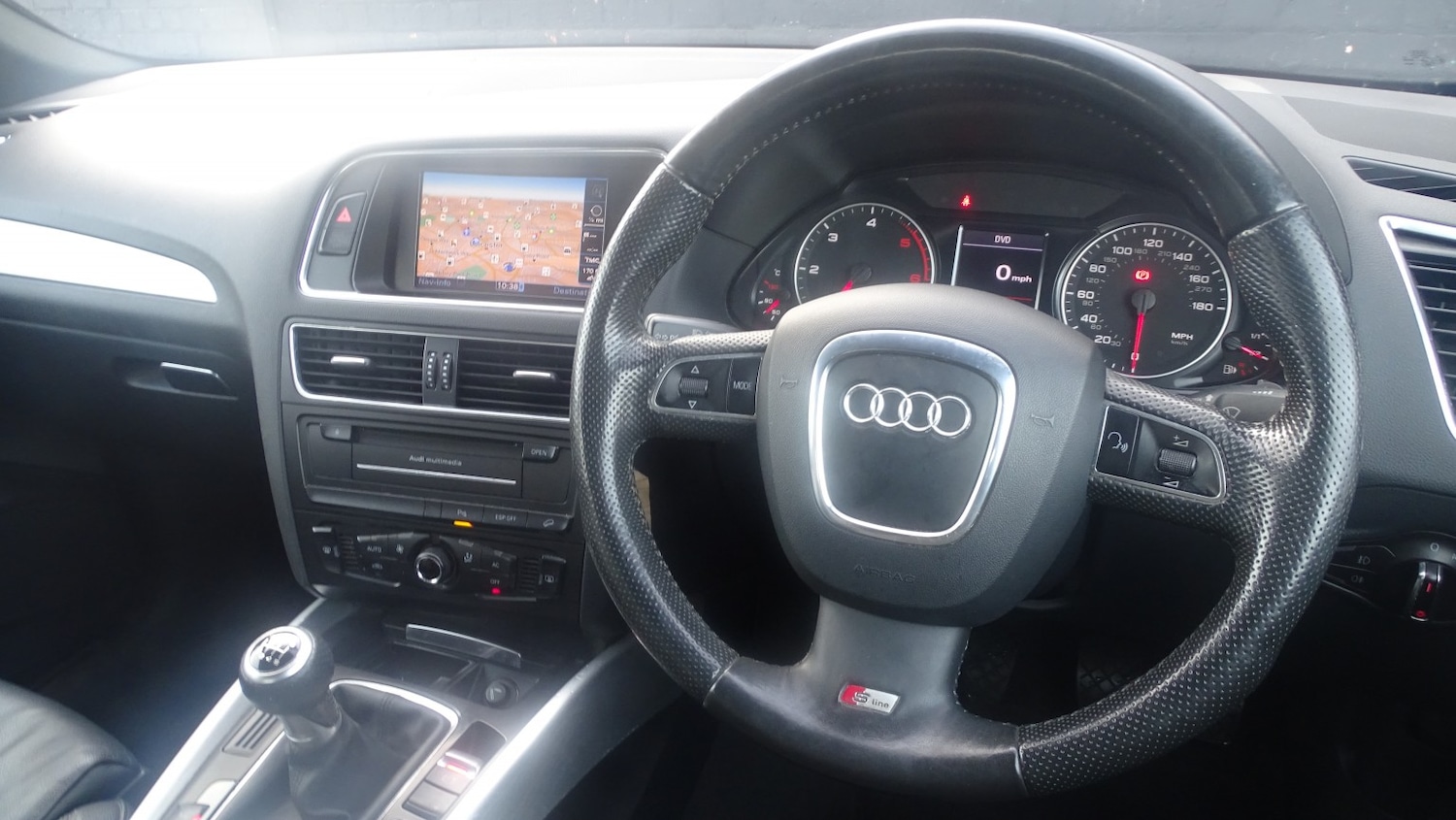 Used Audi Q5 2010 for sale - 76935308: Photo 43