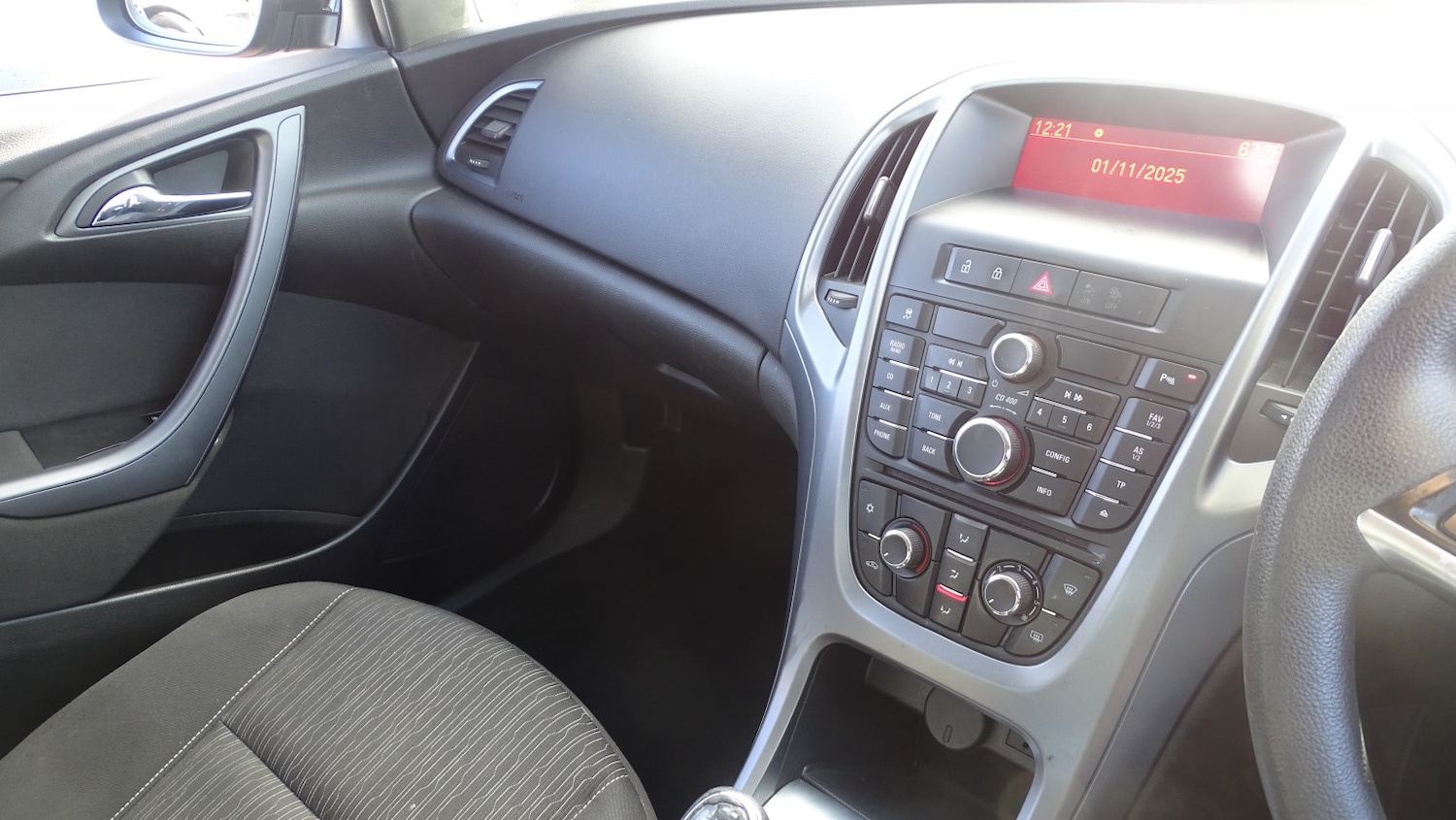 Used Vauxhall Astra 2012 for sale - 76439912: Photo 45