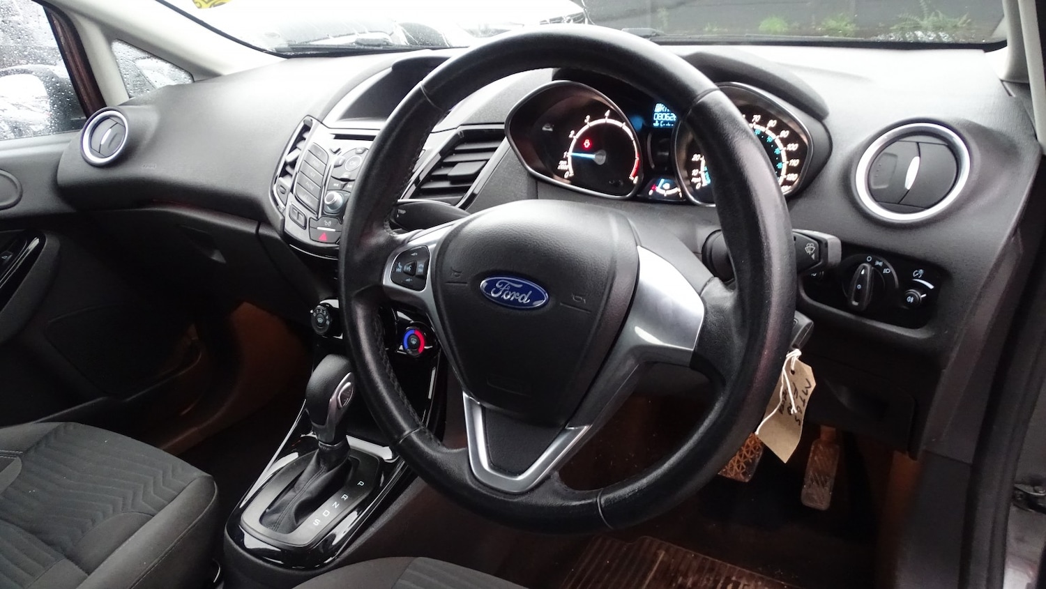 Used Ford Fiesta 2015 for sale - 76982725: Photo 17