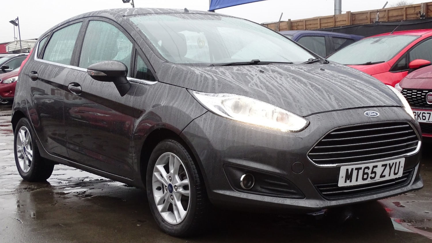 Used Ford Fiesta 2015 for sale - 76982725: Photo 2