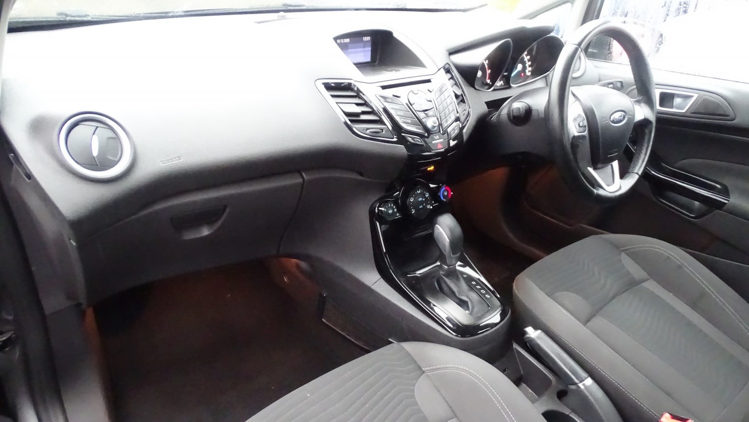 Used Ford Fiesta 2015 for sale - 76982725: Photo 29