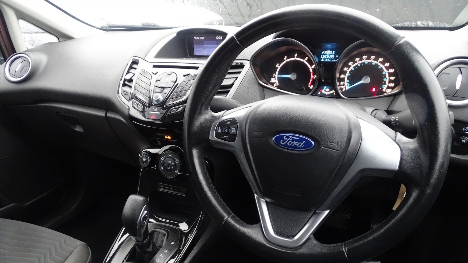 Used Ford Fiesta 2015 for sale - 76982725: Photo 40