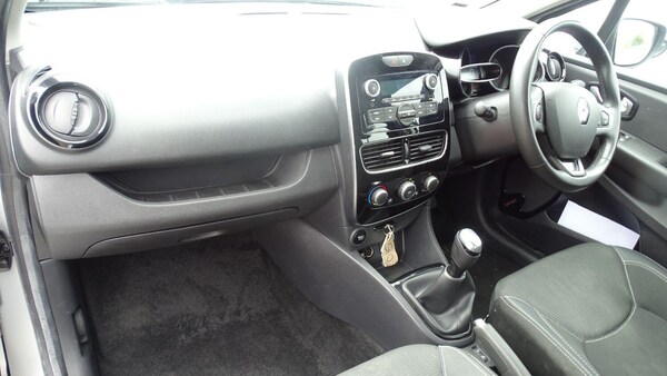 Used Renault Clio 2024 for sale - 75338142: Photo 29