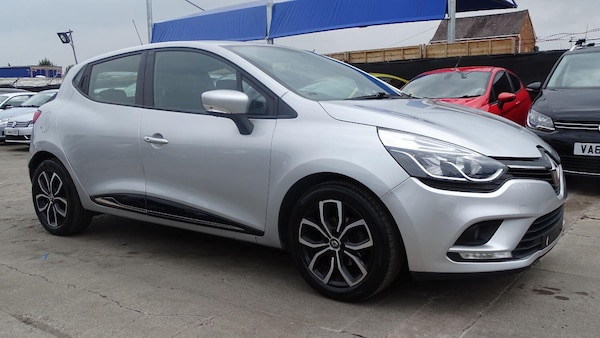 Used Renault Clio 2024 for sale - 75338142: Photo 4
