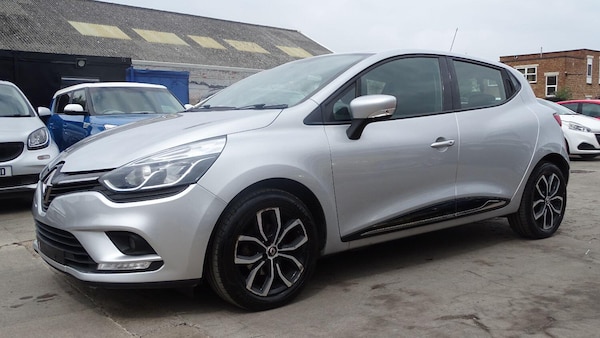 Used Renault Clio 2024 for sale - 75338142: Photo 9