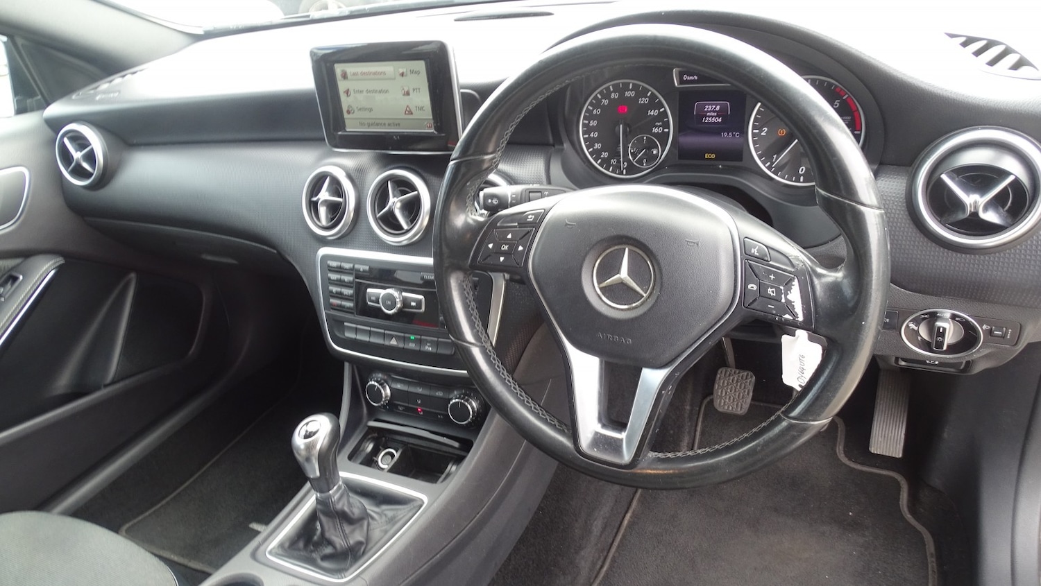 Used Mercedes-Benz A-Class 2014 for sale - 76107295: Photo 17