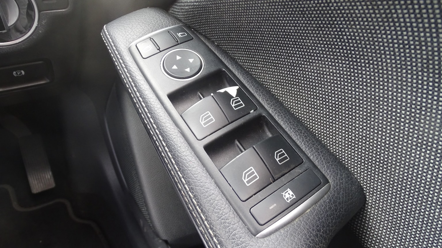 Used Mercedes-Benz A-Class 2014 for sale - 76107295: Photo 32