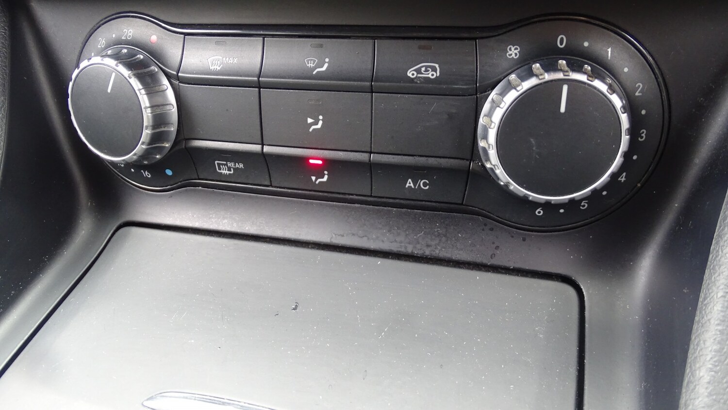 Used Mercedes-Benz A-Class 2014 for sale - 76107295: Photo 39