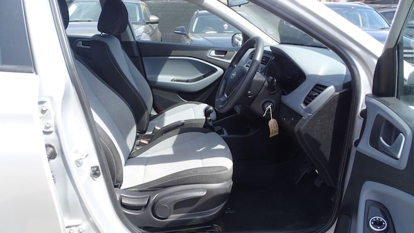 Used Hyundai i20 2016 for sale - 75151569: Photo 18