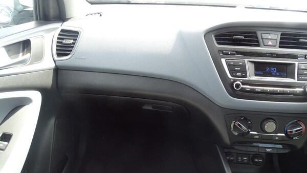 Used Hyundai i20 2016 for sale - 75151569: Photo 34