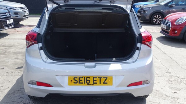 Used Hyundai i20 2016 for sale - 75151569: Photo 50
