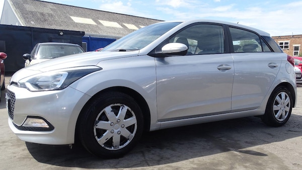 Used Hyundai i20 2016 for sale - 75151569: Photo 9