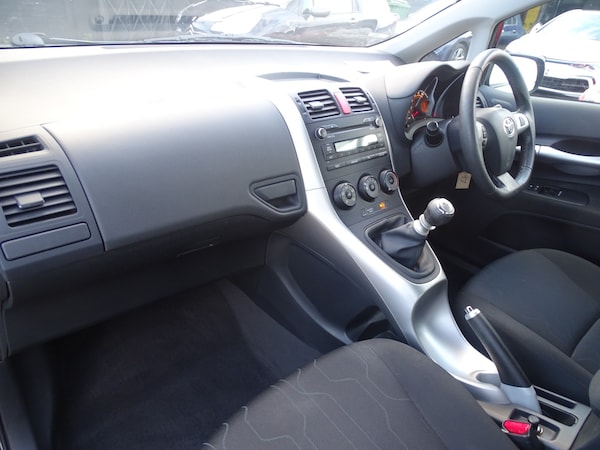 Used Toyota Auris 2012 for sale - 76334741: Photo 32