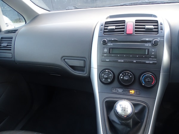Used Toyota Auris 2012 for sale - 76334741: Photo 37