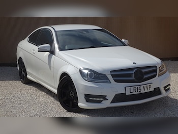 Used Mercedes-Benz C Class 2015 for sale - 79315018: Photo