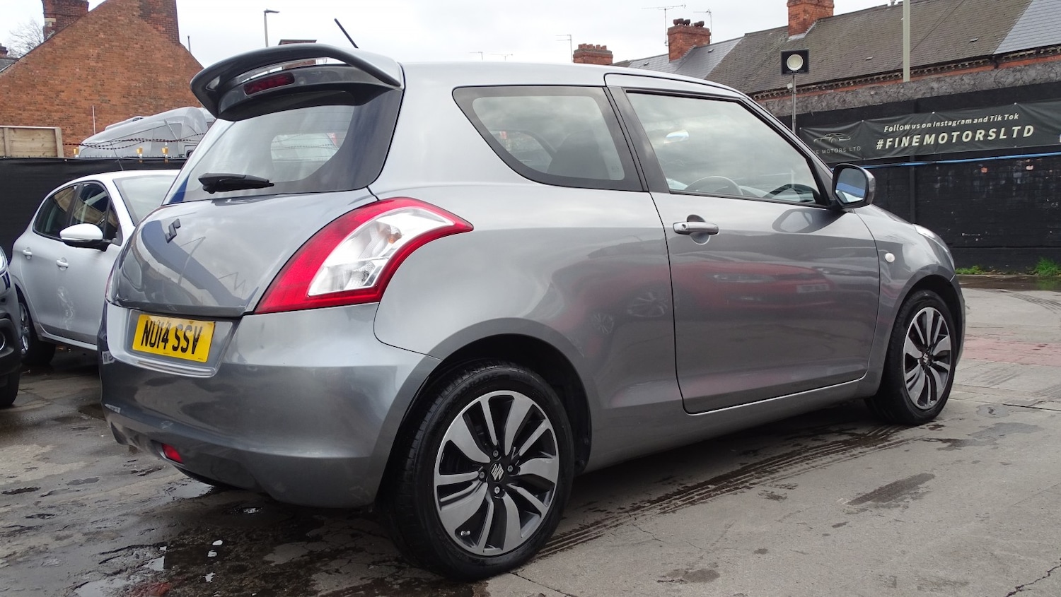 Used Suzuki Swift 2014 for sale - 77465000: Photo 13