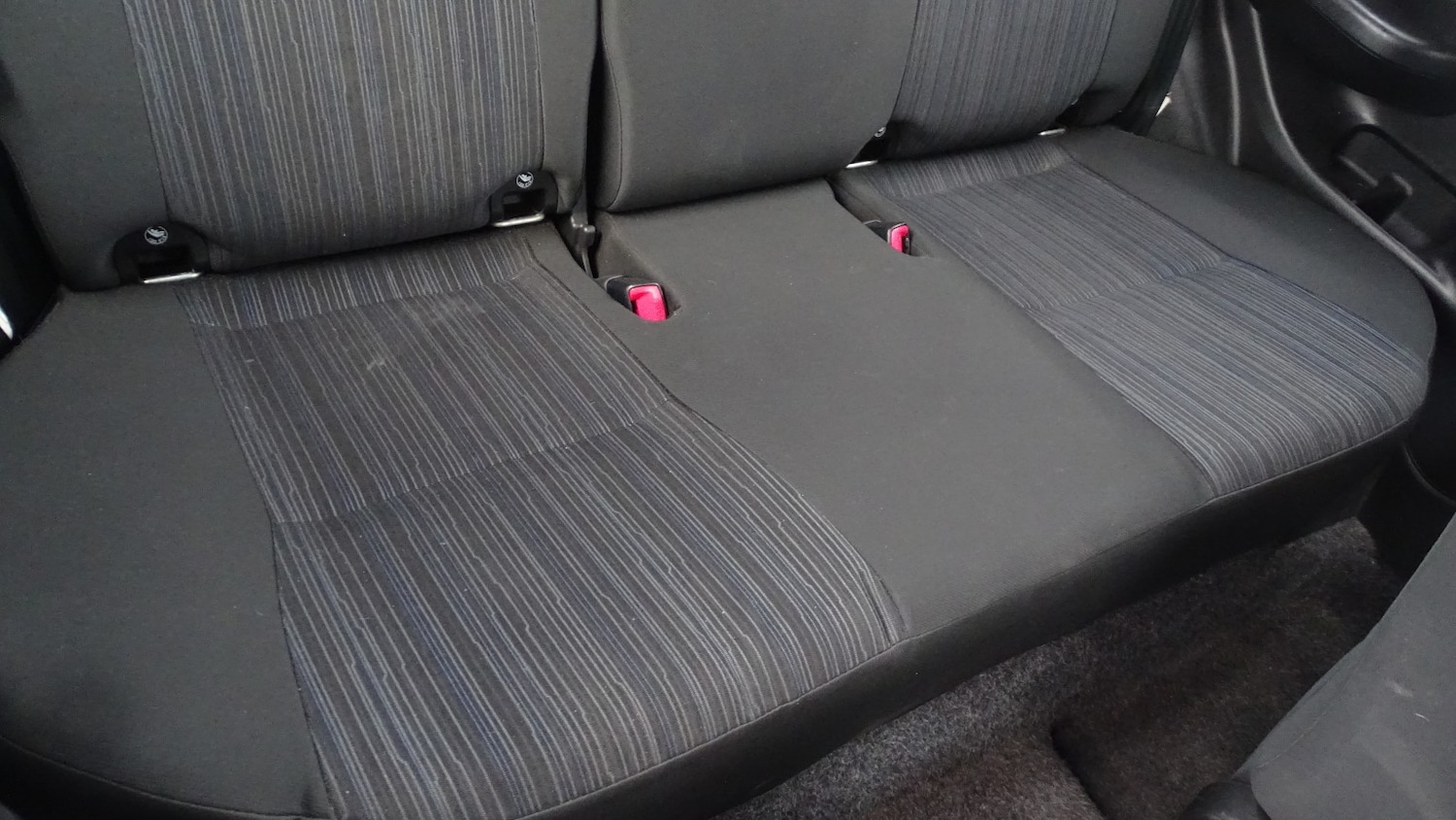 Used Suzuki Swift 2014 for sale - 77465000: Photo 23