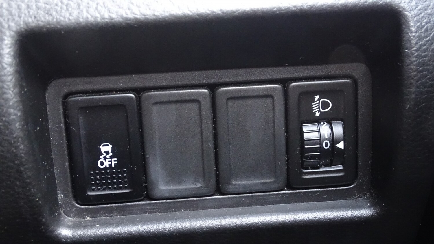 Used Suzuki Swift 2014 for sale - 77465000: Photo 32