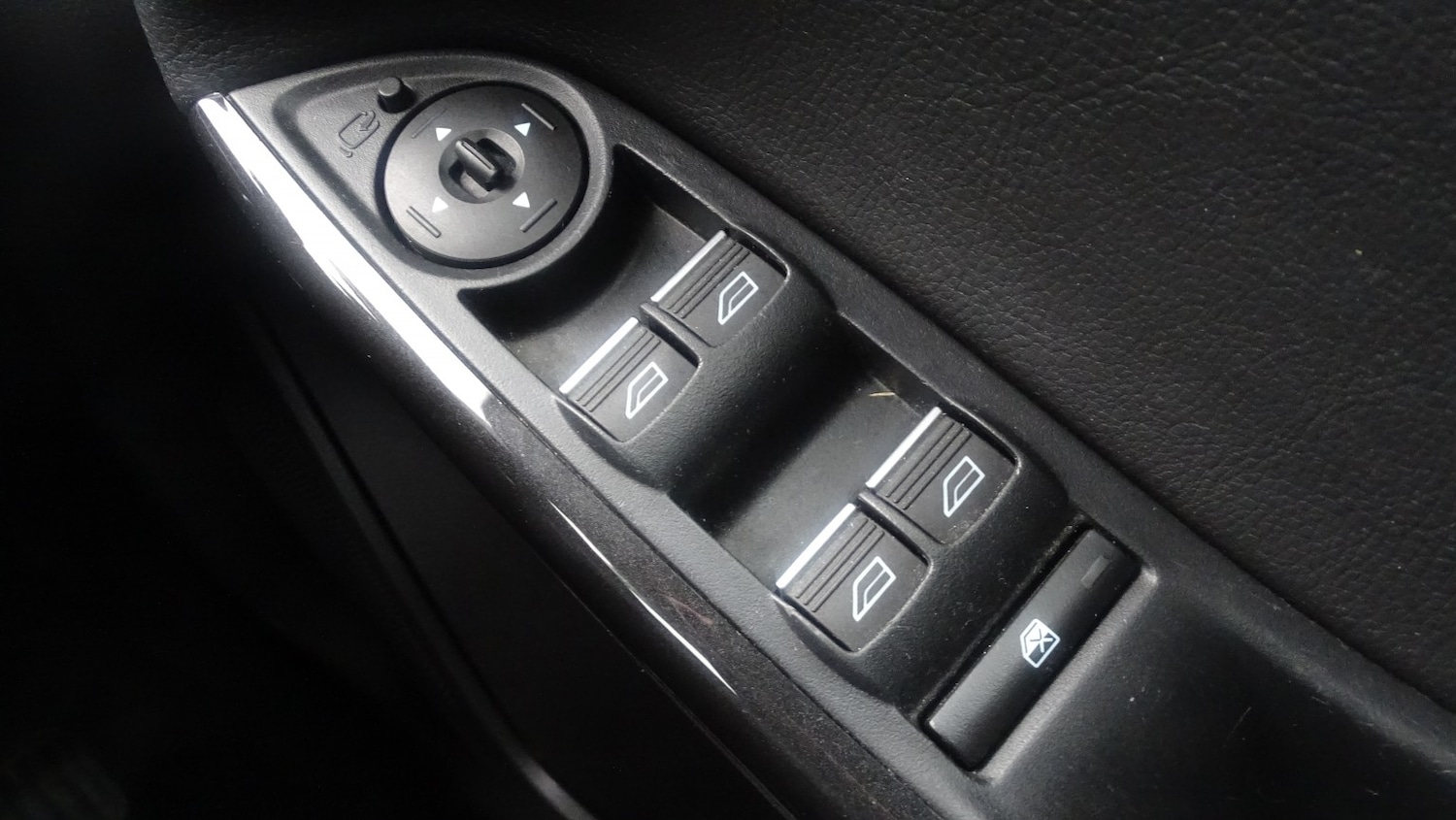 Used Ford Focus 2015 for sale - 77237073: Photo 33