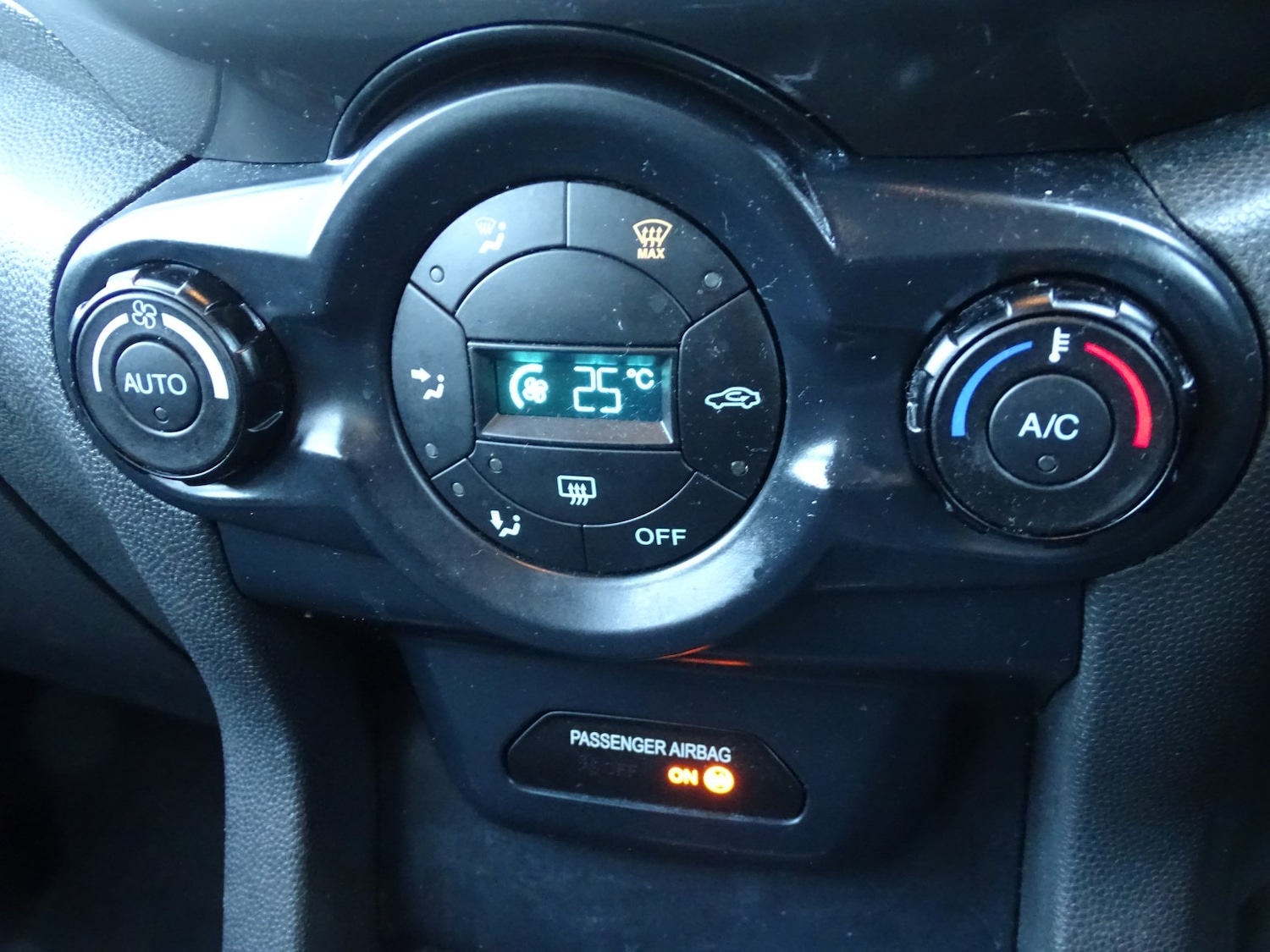 Used Ford Ecosport 2017 for sale - 76785041: Photo 45