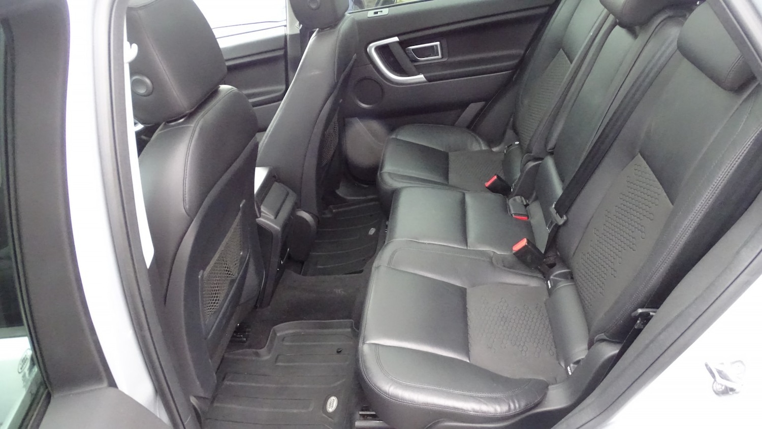 Used Land Rover Discovery Sport 2018 for sale - 77921345: Photo 41