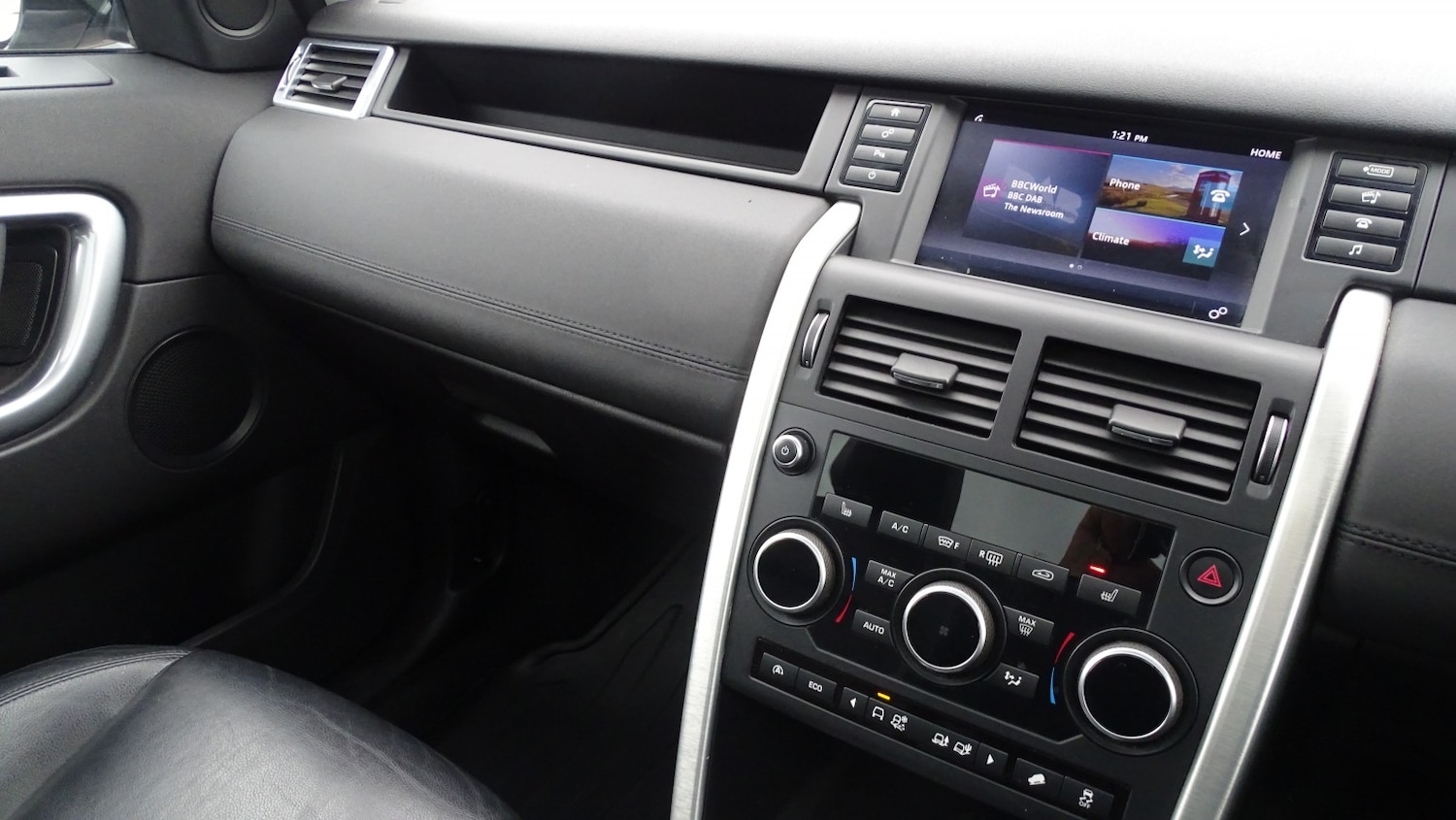 Used Land Rover Discovery Sport 2018 for sale - 77921345: Photo 48