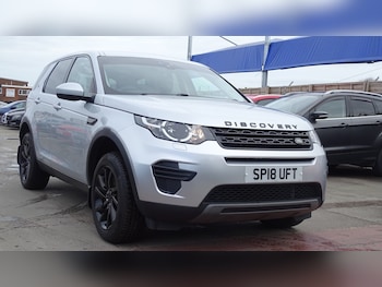 Used Land Rover Discovery Sport 2018 for sale - 77921345: Photo