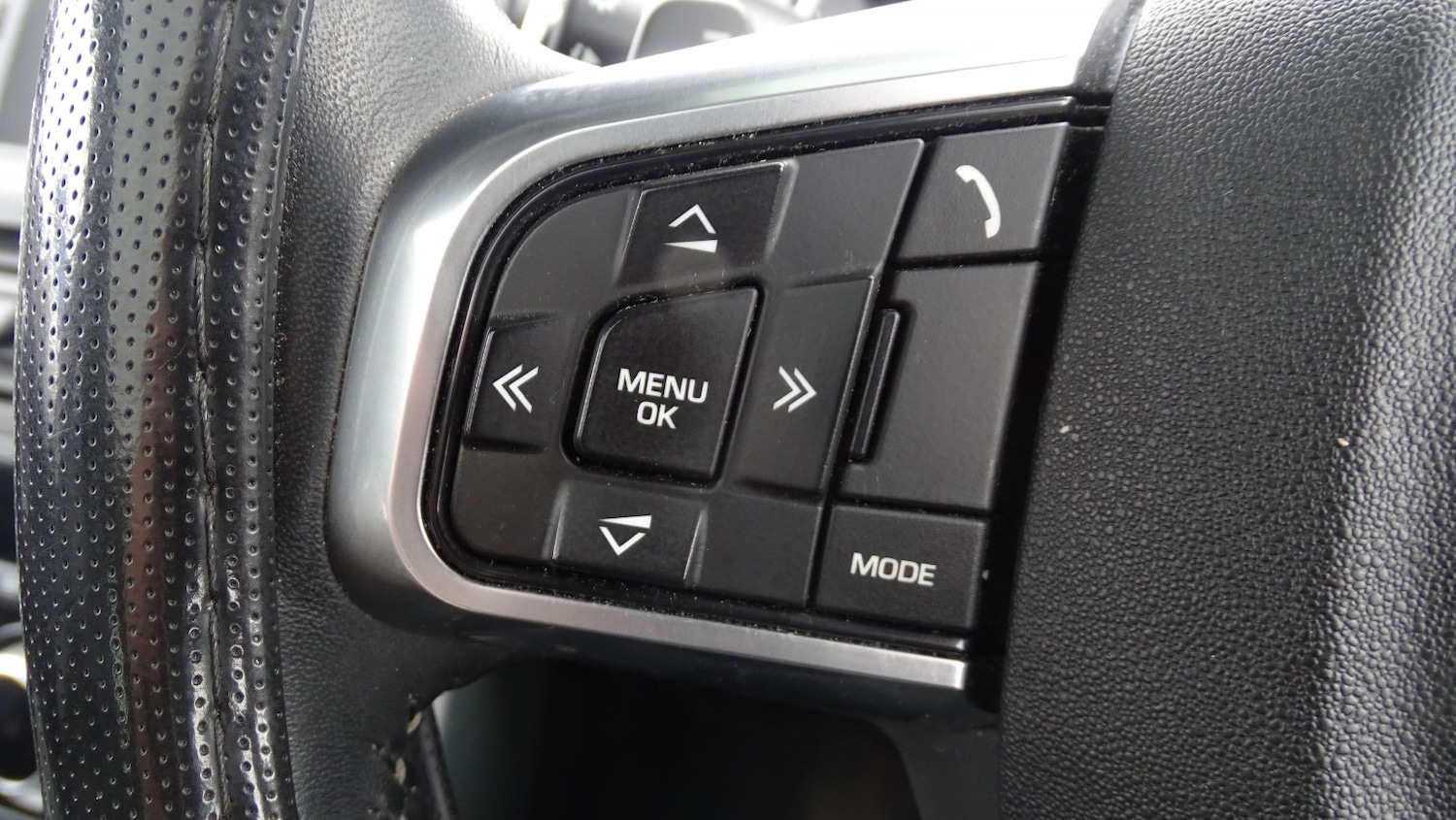 Used Land Rover Discovery Sport 2018 for sale - 77921345: Photo 50