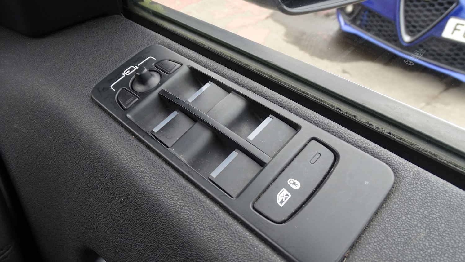 Used Land Rover Discovery Sport 2018 for sale - 77921345: Photo 52