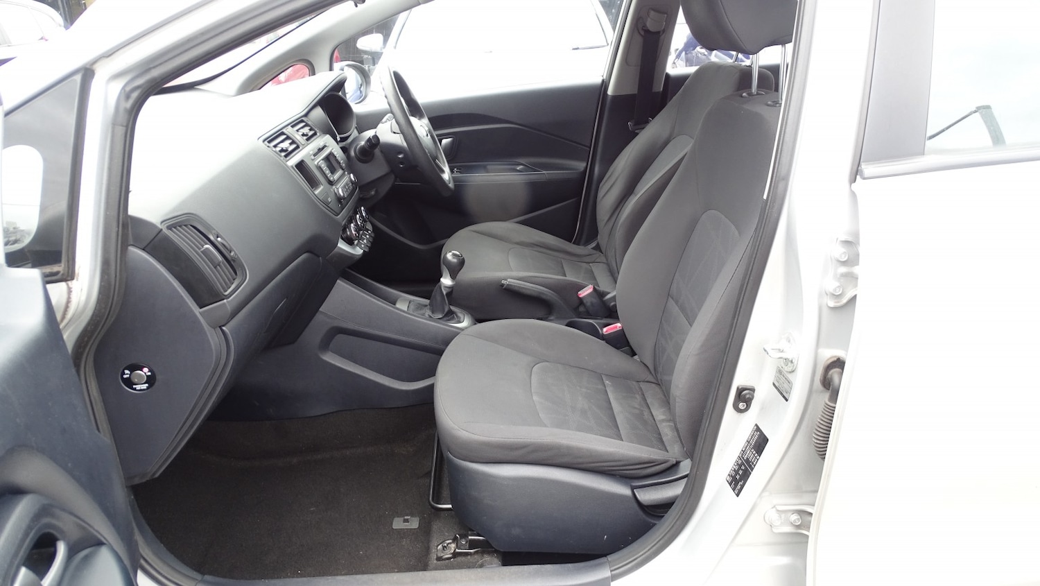 Used Kia Rio 2014 for sale - 77643729: Photo 27
