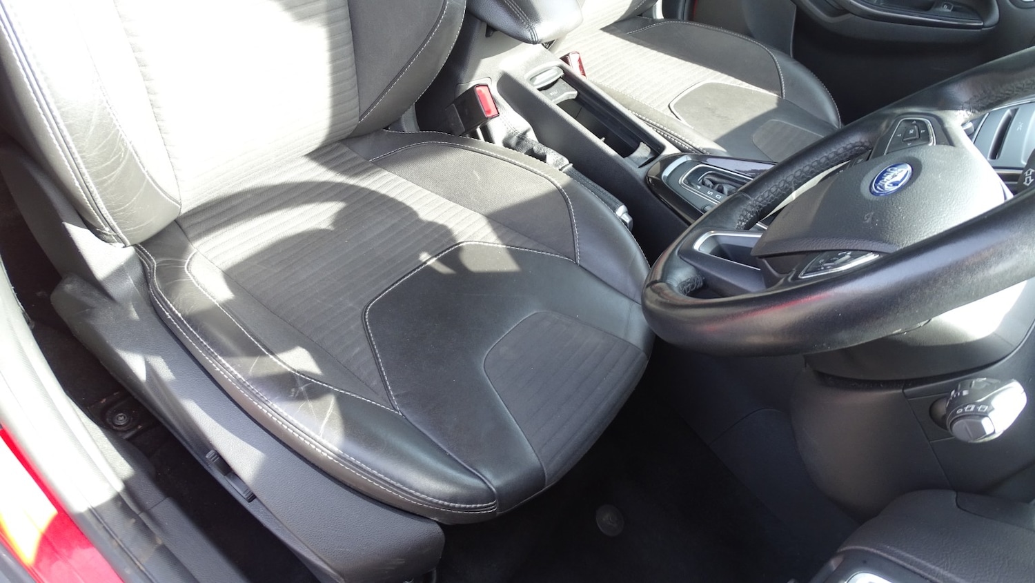 Used Ford Focus 2016 for sale - 78198014: Photo 24