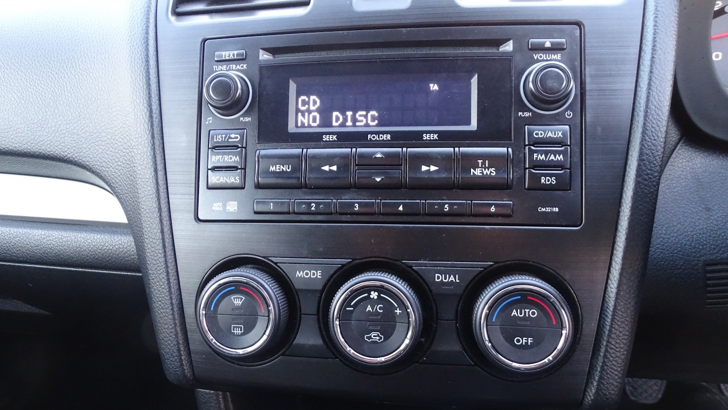 Used Subaru XV 2012 for sale - 76896889: Photo 34