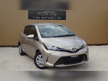 Used Toyota Yaris 2015 for sale - 78829400: Photo