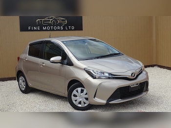 Used Toyota Yaris 2015 for sale - 78829400: Photo