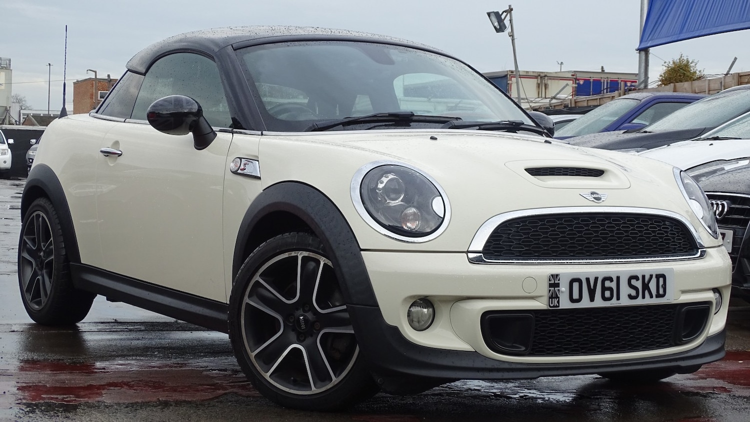 Used MINI Coupe 2011 for sale - 76527379: Photo 2