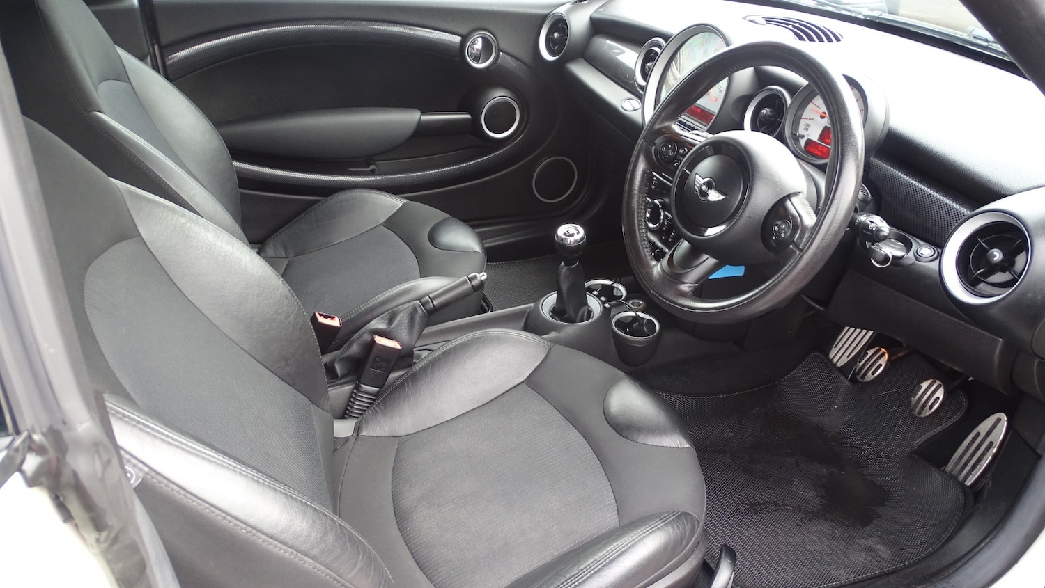 Used MINI Coupe 2011 for sale - 76527379: Photo 26