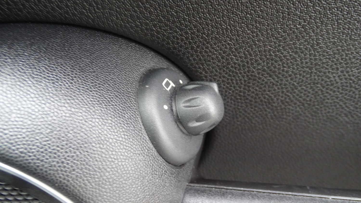 Used MINI Coupe 2011 for sale - 76527379: Photo 46