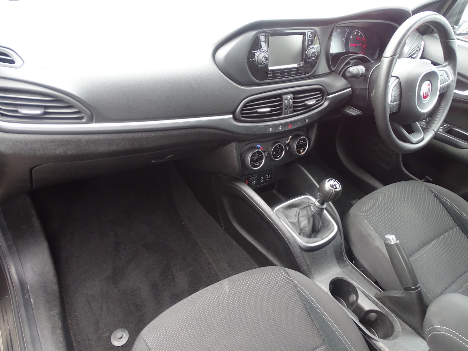 Used Fiat Tipo 2017 for sale - 76198270: Photo 32