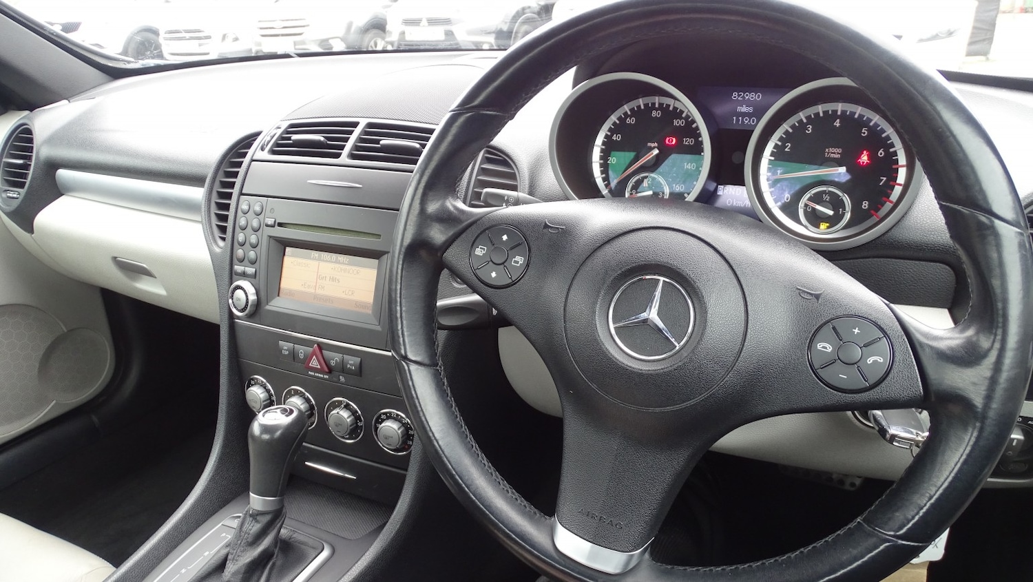 Used Mercedes-Benz SLK 2009 for sale - 77781776: Photo 25