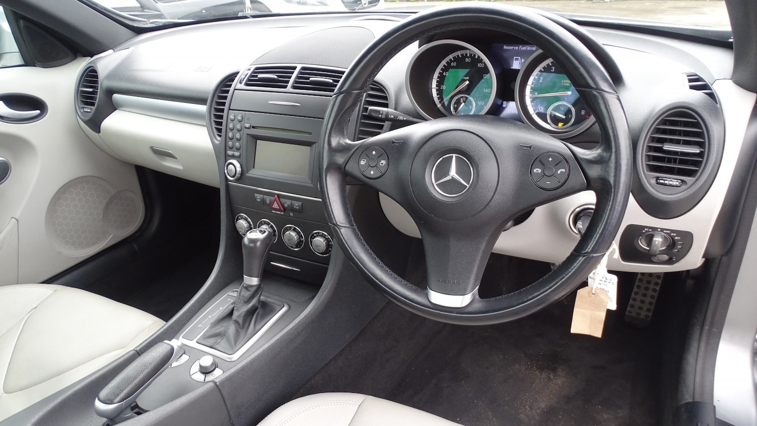 Used Mercedes-Benz SLK 2009 for sale - 77781776: Photo 27