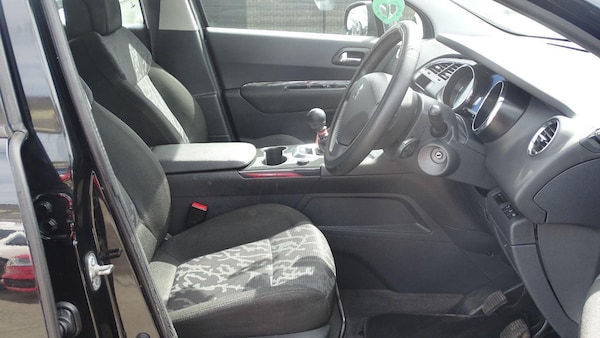 Used Peugeot 3008 2010 for sale - 74495733: Photo 18
