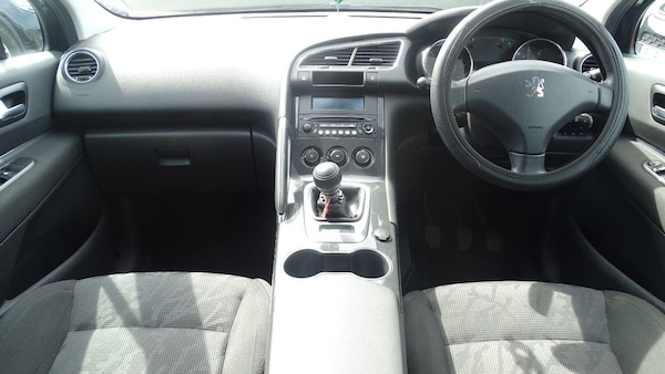 Used Peugeot 3008 2010 for sale - 74495733: Photo 31