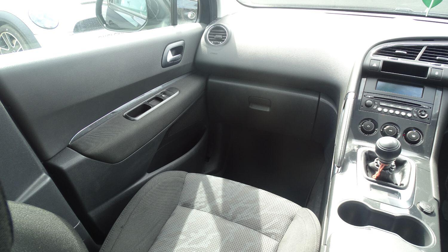 Vehicle 33