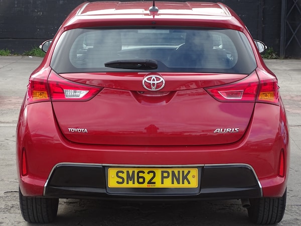 Used Toyota Auris 2012 for sale - 73714856: Photo 12