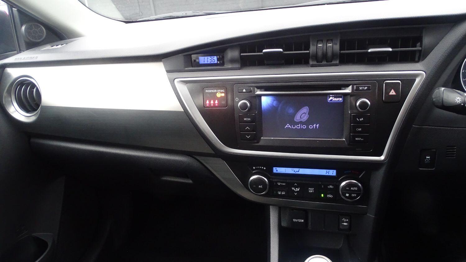 Vehicle 29