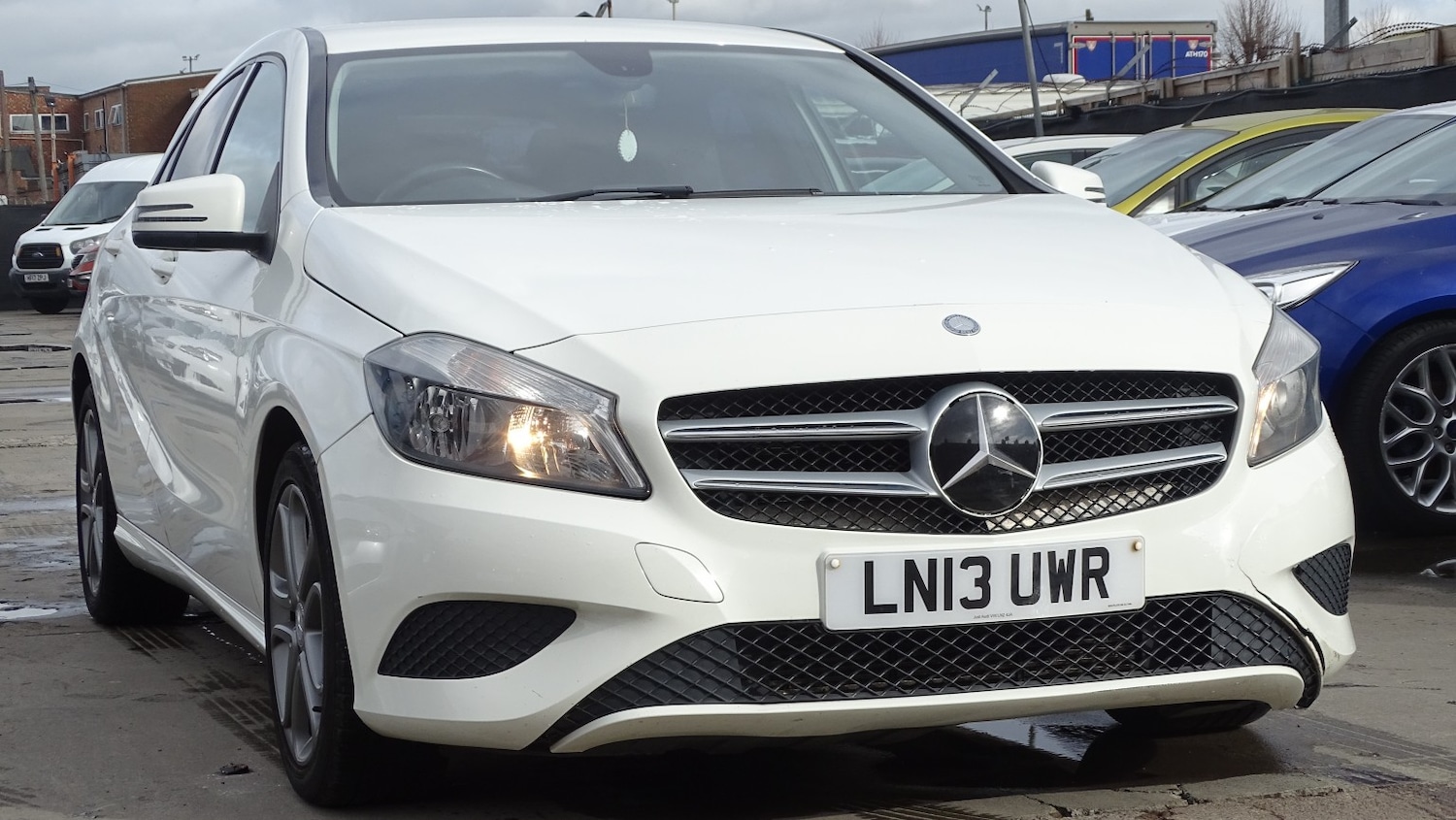 Used Mercedes-Benz A-Class 2013 for sale - 77656239: Photo 2