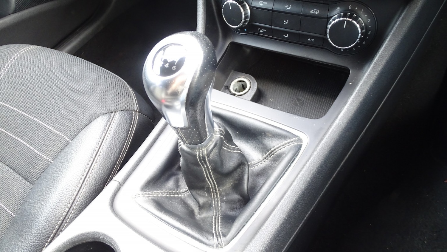 Used Mercedes-Benz A-Class 2013 for sale - 77656239: Photo 39