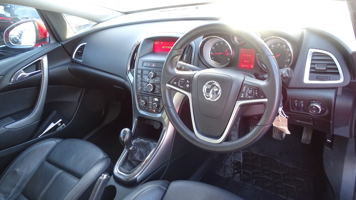 Used Vauxhall Astra 2014 for sale - 77014833: Photo 21