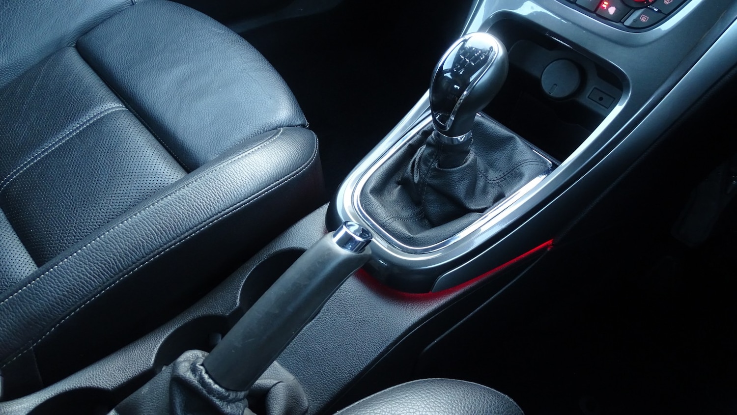 Used Vauxhall Astra 2014 for sale - 77014833: Photo 40